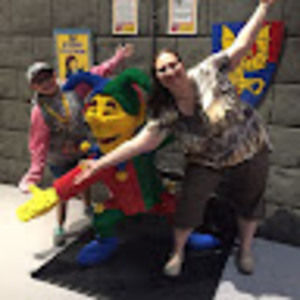 Meet your Posher, Elizabeth